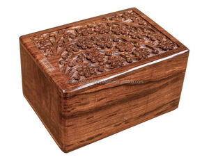 Urnes de crémation pour cendres humaines Boîte en bois gravée personnalisée Urne de crémation en bois pour cendres Grande boîte d'urne en bois fabriquée à la main - Product Image 1
