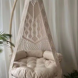 Fauteuil suspendu en macramé fait main, chaise suspendue bohème pour salon, chambre et intérieurs élégants - Product Image 1