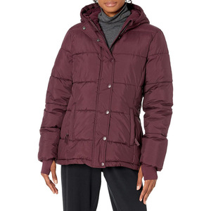 Veste matelassée légère pour femme, de qualité supérieure, avec fermeture éclair intégrale et poches latérales, idéale pour un usage quotidien. - Product Image 6