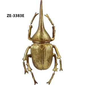 Sculpture d'animal ronde en métal plaqué or, design tendance, pour les intérieurs d'hôtels de luxe, design moderne, Zahid Exports, grand grossiste - Product Image 1