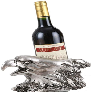 Porte-bouteille de vin sculpté en argent en forme de tête d'aigle avec détails de plumes fines, disponible à prix de gros. - Product Image 1