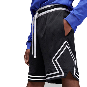 Shorts Bermuda pour homme en maille unie avec cordon de serrage à la taille et bande latérale, style sportif, respirant, pour entraînement et basketball - Product Image 3