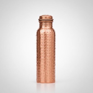 Bouteille d'eau en cuivre moderne, imprimée et à motif martelé, écologique, portable, personnalisable, à motif classique, pour la maison, par UO - Product Image 2