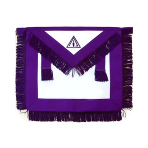 Tablier de Conseil des Membres blanc et violet avec franges, en matériau durable, conçu pour un meilleur aspect. - Product Image 1