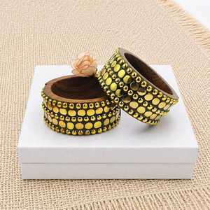 Brazalete de Madera Grabado, Hecho a Mano, Estilo Bohemio Artístico, Joyería de Diseño, Accesorio de Moda, Regalo Geométrico - Product Image 3