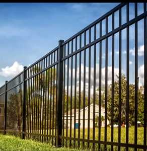 Valla de Seguridad para Jardín de Aluminio 6063 T5 de 3 Rieles Superiores Planos, 4 pies x 6 pies, Acabado Galvanizado en Caliente, Resistente a los Rayos UV, para Casa o Villa - India - Product Image 1