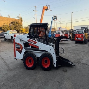 Chargeuse compacte Bobcat S510 4x4 d'occasion de qualité supérieure, fonctionnement fluide, système hydraulique PLC - Product Image 4