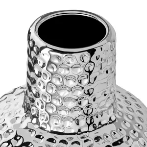 Vases de table en métal faits à la main, design texturé argenté pour la décoration de la maison - Product Image 5