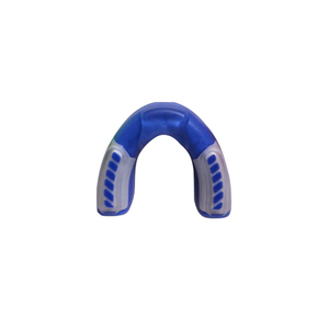 Protector Bucal de Silicona Azul con Diseño de Dientes Blancos y Encías Rojas, Protección Deportiva, Ajuste Personalizado - Product Image 4