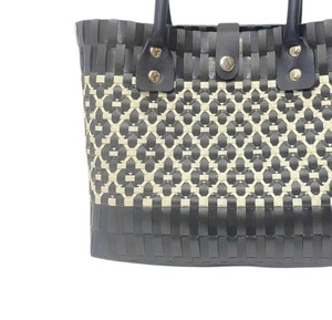 Nouveauté : Sac et sac à main tendance à motif tissé fait main avec des lanières en cuir noir, sac fourre-tout décontracté pour femmes pour le quotidien et le shopping - Product Image 3