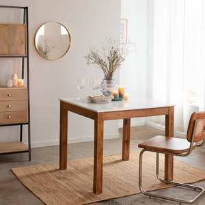 Mesa de comedor cuadrada Vandana Solace Vento en madera de acacia y mármol - Product Image 2