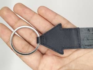 Llavero de Cuero Genuino de Alta Calidad con Forma de Casa, Venta al por Mayor, Llaveros Personalizados con Flecos, Colgante de Regalo, Amuleto de Moda, Novedad - Product Image 5