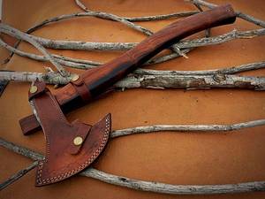 Tête de hache Tomahawk en acier de Damas, manche en bois de rose, hache de combat artisanale avec étui en cuir OEM OBM - Product Image 3