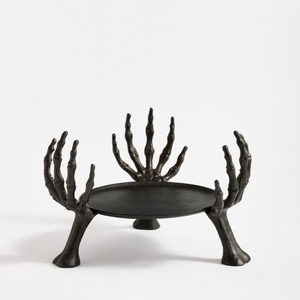 Bol de service en métal mains de squelette Halloween, noir mat, avec piédestal doré, pour bonbons et centre de table fruité - Product Image 4
