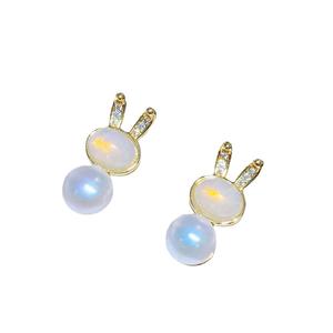 Aretes de Perlas con Conejito, Estilo Nuevo con Temperamento de Hada, Amuleto de Conejito Mantou para Niñas - Product Image 5