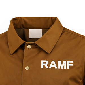 แจ็คเก็ตโค้ชบอมเบอร์ไนลอนกันน้ำแบบกำหนดเองได้สำหรับทุกเพศ ทนลม ระบายอากาศได้ดี พร้อมโลโก้ด้านหน้า - Product Image 5