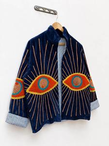เสื้อแจ็คเก็ตกำมะหยี่ปักลายสุซานีสีน้ำเงินกรมท่า พร้อมลายตาปีศาจ แขนยาว คอตั้ง สไตล์โบฮีเมียน เสื้อโค้ทฤดูหนาวสำหรับผู้หญิง - Product Image 2