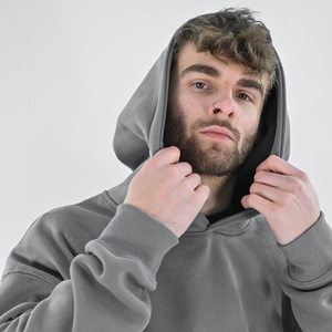 Sweat à capuche gris pour homme, coupe ample, décontracté, avec poche avant, idéal pour l'automne - Product Image 5