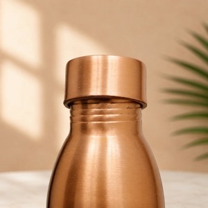 Botella de Agua Tradicional de Doble Pared de Cobre Ecológica para Agua Fresca y Bienestar Diario - Compre Directamente del Proveedor a Precio de Fábrica - Product Image 5