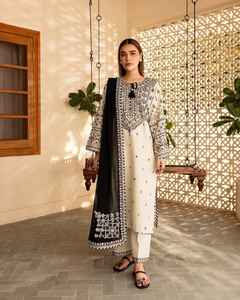 Kurta Kurti Clásica Blanca Vintage Ecológica con Cierre de Encaje y Botones, Vestidos Casuales de Uso Diario para Mujeres, Boutique Pakistaní - Product Image 6
