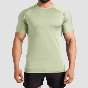 Camisetas de Jersey al por Mayor con Logotipo Personalizado para Hombre, Cuello Redondo, Manga Corta, Corte Ajustado, Transpirables, Ecológicas, Ligeras y de Secado Rápido - Product Image 1