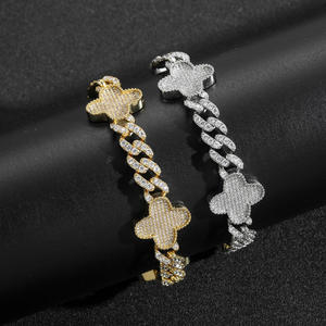 สร้อยคอฮิปฮอปประดับเพชรแบบ Iced Out สำหรับผู้หญิง พร้อมด้วยหินประกายระยิบระยับสุดหรู เหมาะสำหรับงานแฟชั่นโชว์และชุดลำลอง มีจำหน่ายแล้ว - Product Image 6