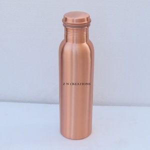 Botella de Agua Artesanal de Cobre Puro, 950 ml, 32.5 oz de Capacidad, Acabado Mate Elegante, a Prueba de Fugas, Fabricante de Botellas de Cobre Auténtico - Product Image 3