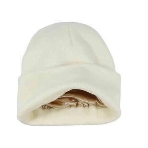 Bonnet tricoté tendance pour homme et femme, doublé en soie satinée, chaud, avec étiquette tissée, idéal pour le sport et l'hiver, style pêcheur - Product Image 4