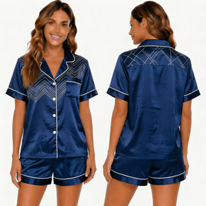 Ensemble de pyjama en satin rayé rose pour femmes, manches longues, col rabattu, fermeture à boutons, vêtements de nuit classiques - Product Image 3