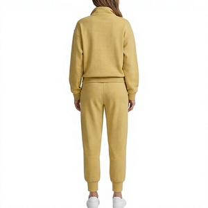 Conjunto de 2 piezas de chándal de verano liso para mujer: Sudadera de manga larga con media cremallera y pantalones de chándal - Product Image 2