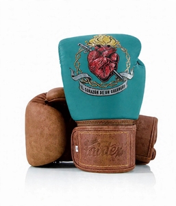 Nuevos Guantes de Boxeo Fairtex de Cuero Blanco con Logotipo Personalizado, Correas Ajustables con Gancho y Bucle para Kick Boxing y Artes Marciales - Product Image 5