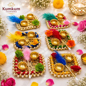 Plato de Latón Hecho a Mano en India con Dos Recipientes para Kumkum, Palitos Tilak, Roli Chawal, Thali para Pooja, Recuerdo Festivo para Diwali y Bodas - Product Image 5