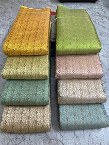 Tissu en soie jacquard brocart doux et lisse de poids moyen (200g/m) pour la confection de Lehenga Choli, Saree, Blouse, et pour la couture et la tapisserie décorative - Product Image 3
