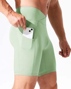 Shorts de compression pour hommes, conçus pour la course à pied, le cyclisme et la salle de sport, avec tissu extensible léger et soutien athlétique confortable. - Product Image 5