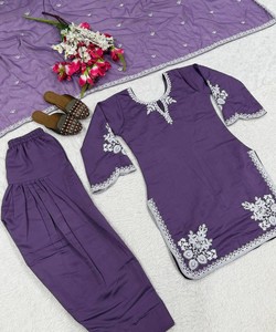 Top Patiyala de Algodón Romano con Bordado de Lujo y Dupatta, Salwar Kameez Tradicional para Mujer, Corte Regular (MT-4021) 84484 - Product Image 4