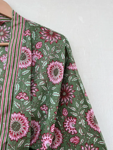 Bata Kimono de Algodón 100% Tejido con Estampado Digital de Dibujos Animados para Mujer, Camisón de Verano Hecho a Mano ODM con Cuello en V, Cintura Elástica y Largo Completo Suave - Product Image 3