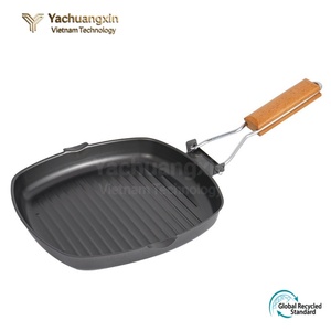 Wooden Handle Deep Steak Pot <b>Lightweight</b> Portable Outdoor BBQ Pan Cookout Foldable Portable Pot Skillet Cast <b>Iron</b> Pot Baking Pan - Product Image 5