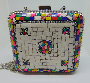 กระเป๋าคลัทช์งานฝีมือโบราณลายโมเสกทองเหลืองประดับหินสไตล์อินเดียสำหรับงานแต่งงาน งานเลี้ยงกลางคืน ของขวัญสำหรับผู้หญิง - Product Image 1