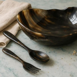 Bol rond en corne de style ange fait à la main, élégant et décoratif pour la maison par Tradebyd - Product Image 3