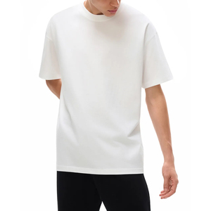 T-shirts blancs unis en gros d'usine, à épaules tombantes, avec logo personnalisé, conception de t-shirts sur mesure, impression pour universités et collèges - Product Image 5