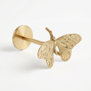 Attache de rideau papillon en métal doré de qualité supérieure pour la décoration de fenêtres de salon, chambre et hôtel de luxe - Fournisseur en gros - Product Image 1