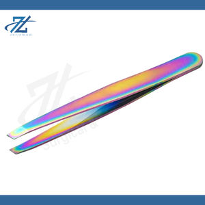 Pince à épiler professionnelle de haute qualité pour sourcils et cils, à pointe inclinée, pour volume des cils, et pour poils de moustache, en acier inoxydable - Product Image 3