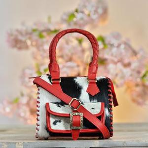 Bolso de mano de cuero vacuno de lujo con asas trenzadas y correa cruzada con cierre de cremallera - Product Image 1