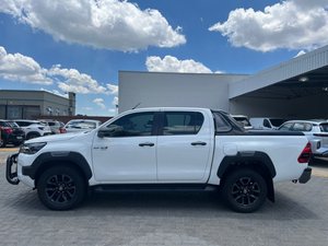 Toyota Hilux <span class=keywords><strong>2.8</strong></span> GD-6 GR-Sport <span class=keywords><strong>4x4</strong></span> Usada, Año 2025 - Product Image 2