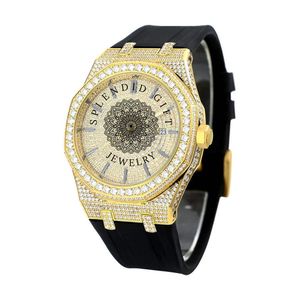 Splendide montre analogique à quartz pour homme, incrustée de diamants/moissanite, boîtier en argent de 28 mm, verre saphir, fermoir papillon – Cadeau de luxe - Product Image 1