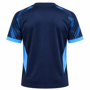 Camiseta de Fútbol Sublimada para Hombre, Manga Corta, Cuello Redondo, Absorbe la Humedad, 100% Poliéster, Corte Atlético, Estampado Geométrico Azul - Product Image 3