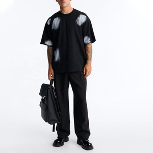 T-shirt homme oversize noir à manches courtes motif éclaboussures de peinture blanc col rond style urbain en jersey de coton - Product Image 4