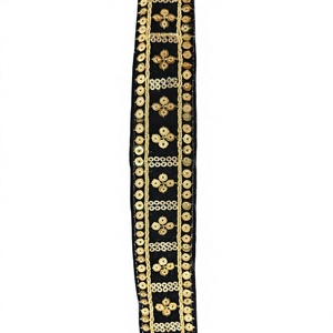 Dentelle en coton brodée de qualité supérieure, fabriquée à partir de fils de coton doux et durables. - Product Image 1