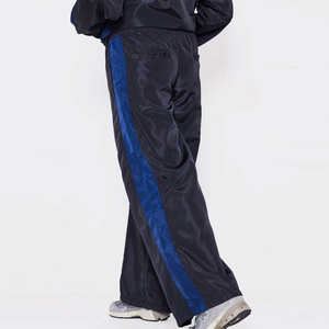 Conjunto Deportivo de Alta Calidad para Mujer, Chaqueta Cortavientos y Pantalones de Nylon, con Logotipo Personalizado, para Gimnasio, Fitness y Deportes - Product Image 4