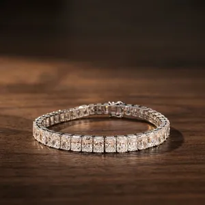 Pulsera de Diamantes Certificados IGI de Lilaba Enterprise, Corte Radiante de 45.00 CT, Unisex, Joyería de Lujo en Oro Blanco de 14k, Precio al por Mayor - Product Image 1